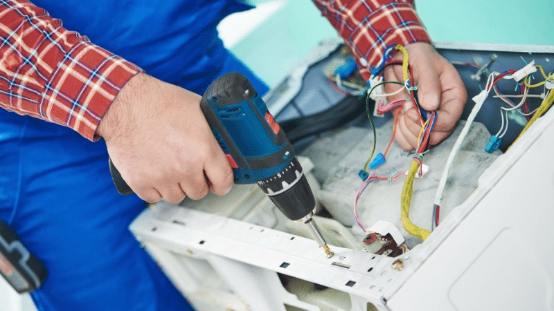 Alaşehir Sunny Sunny çamaşır makinesi kart tamiri – Su almama arızası orijinal parça ile giderildi. - Teknik servis örneği